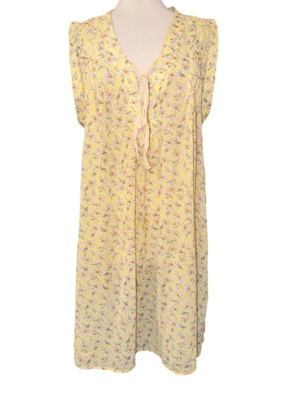 POL Women's Yellow Floral Dress with Tie Neck and lace side accents Size Small